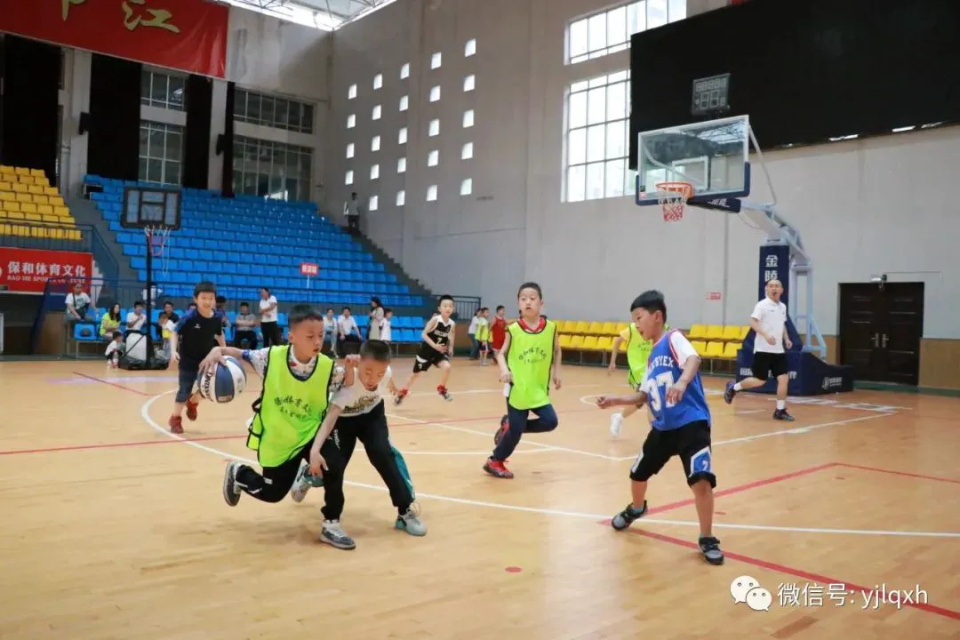 刻苦训练篮球时如何避免受伤的建议_2